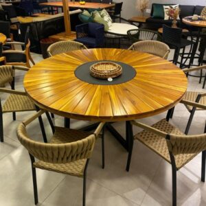 Conjunto de Mesa Evelyn com Prato Giratório em Alumínio